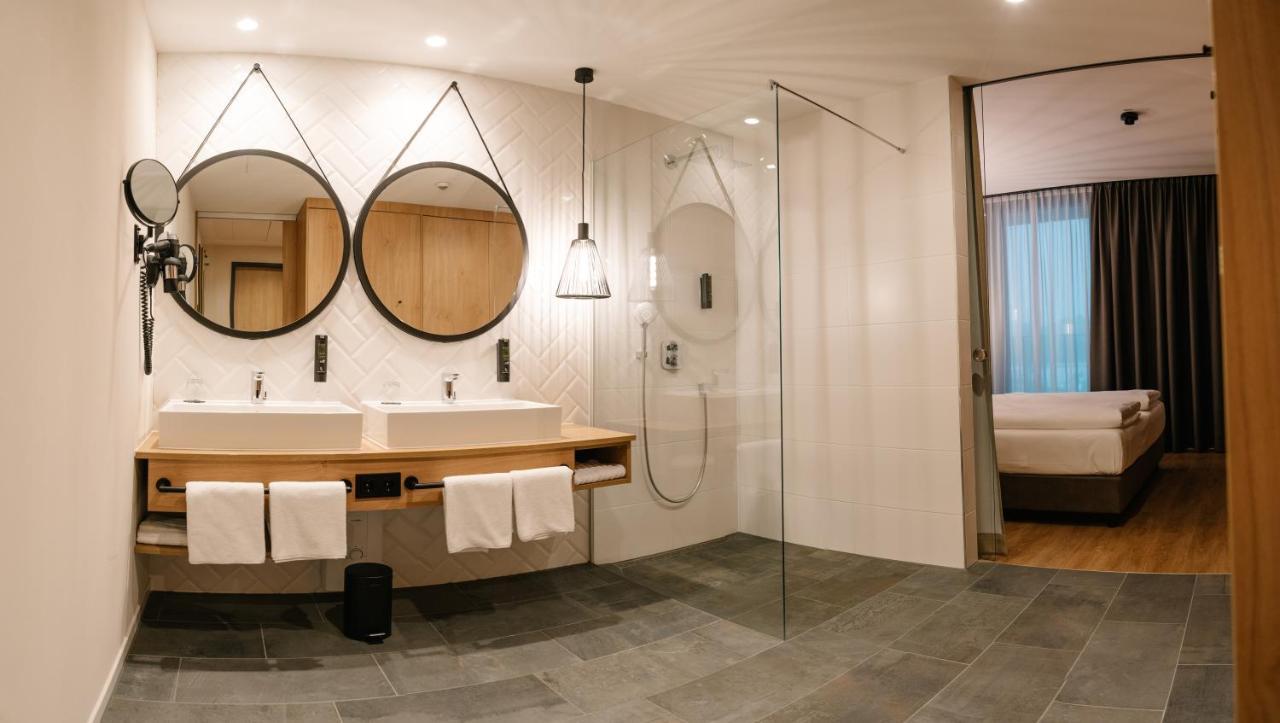 LOOM Hotel&Skybar Eislingen Eksteriør billede